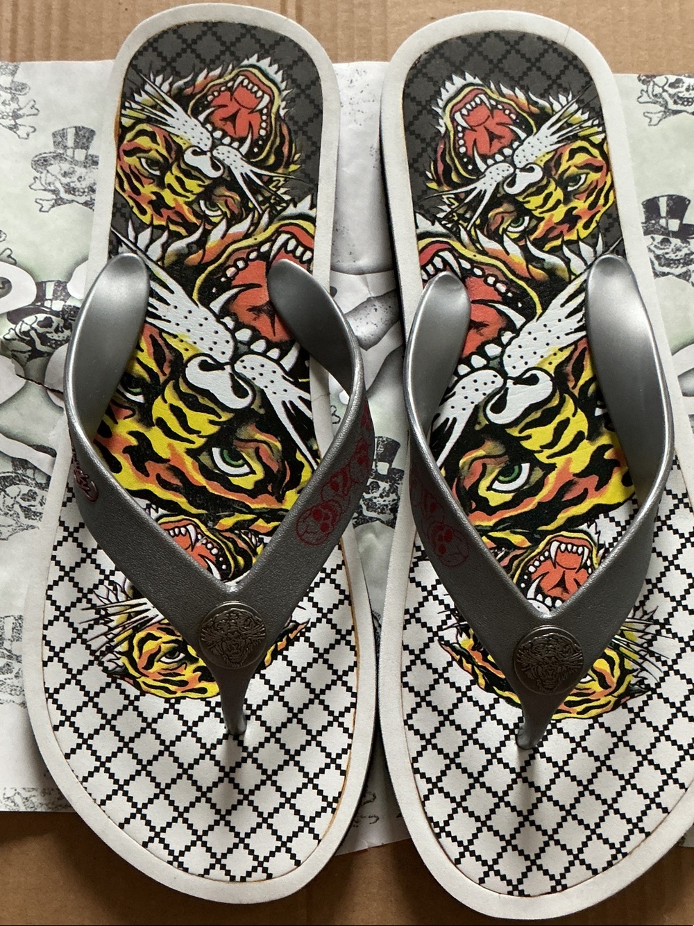 New in Box Ed Hardy Men’s Flip Flops 11